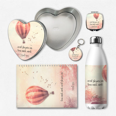 מתנה למדריך טיולים – מחווה של הערכה, השראה ומקצועיות שנשארת בלב